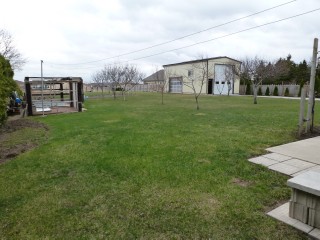 1427 BLACKWELL RD, Sarnia, Ontario, Canada