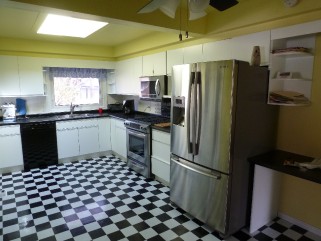 1174 COLBORNE RD, Sarnia, Ontario, Canada