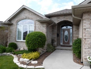 236 DORIS MC CARTHY CRT, Sarnia, Ontario, Canada