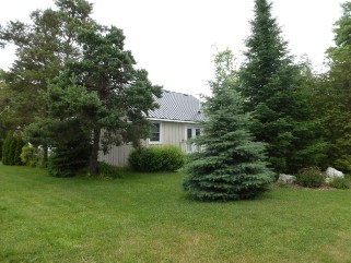 4184 BLUEPOINT DR, Plympton-Wyoming, Ontario, Canada