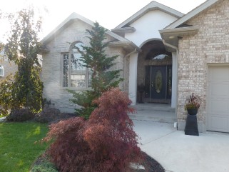 18 ALBERT ST, Point Edward, Ontario, Canada