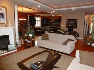 18 ALBERT ST, Point Edward, Ontario, Canada
