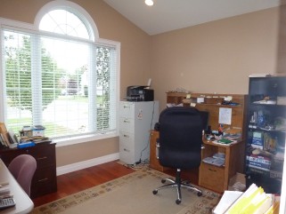 18 ALBERT ST, Point Edward, Ontario, Canada