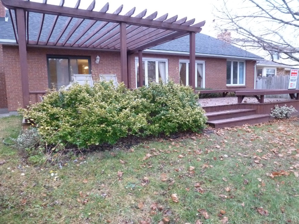 1399 ERROL RD East, Sarnia, Ontario, Canada