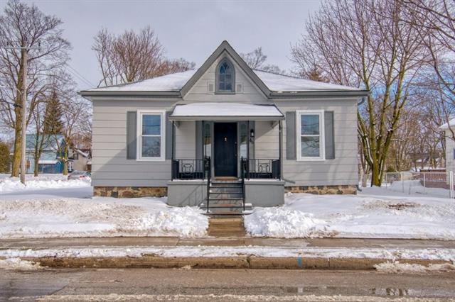 46 James Street, Seaforth Ontario, Canada