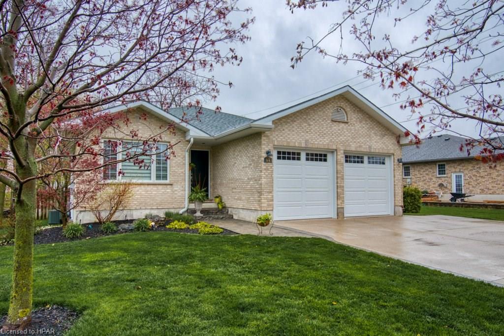 44 North Street, Seaforth Ontario, Canada