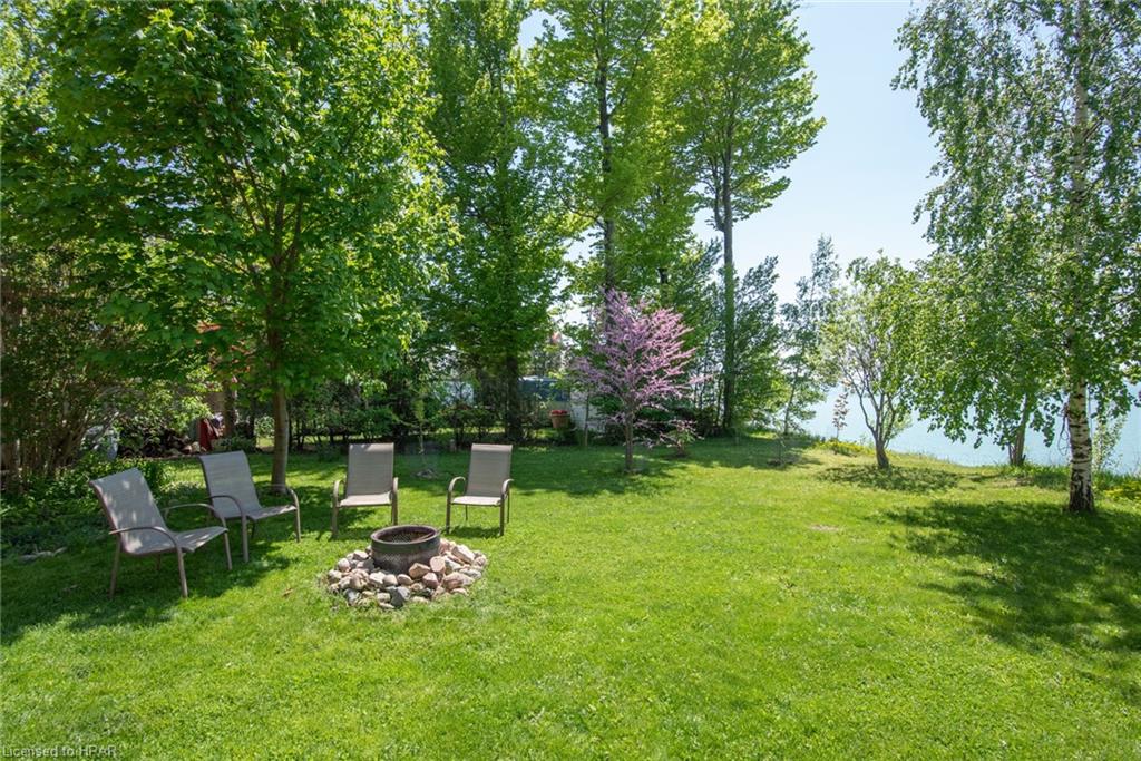 37 ANDREW Crescent, Central Huron, Ontario, Canada