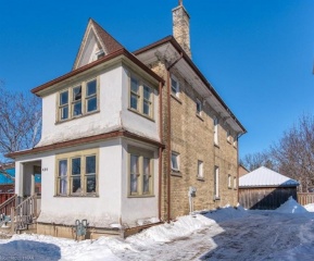 420 ONTARIO Street, Stratford Ontario, Canada