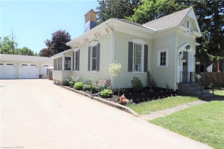 107 GODERICH Street W, Seaforth Ontario, Canada