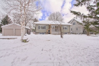 10 Crydermans Rd, Georgina Ontario