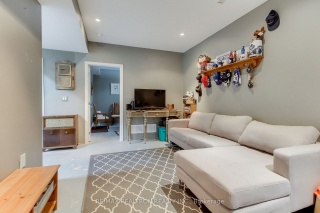 10 Crydermans Rd, Georgina Ontario