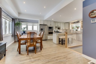 10 Crydermans Rd, Georgina Ontario
