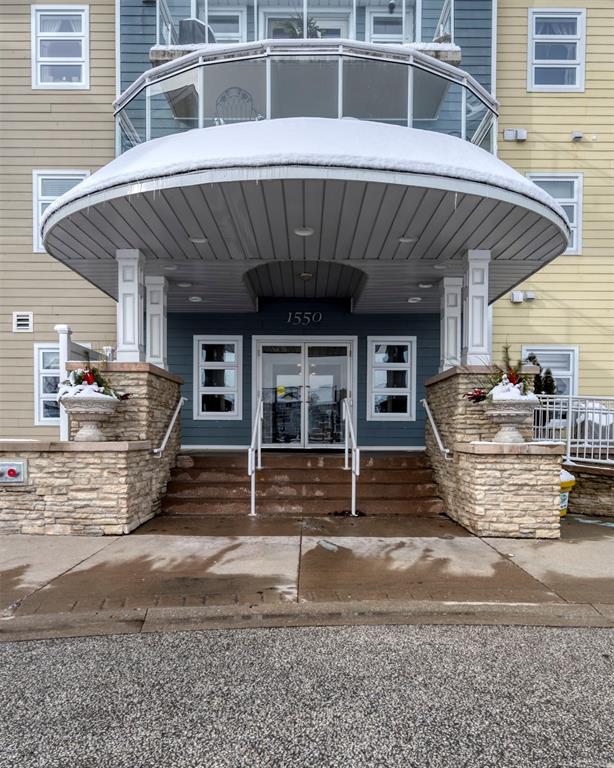1550 Venetian Boulevard Unit# M-113, Point Edward Ontario, Canada
