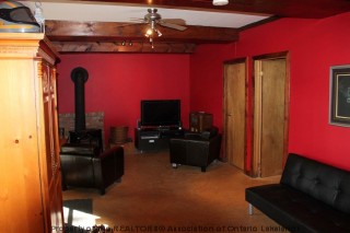 6323 KENNISIS LAKE DR, West Guilford, Ontario, Canada
