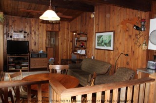 6323 KENNISIS LAKE DR, West Guilford, Ontario, Canada