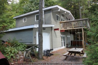 6323 KENNISIS LAKE DR, West Guilford, Ontario, Canada