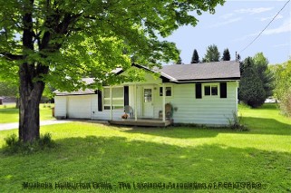 1252 NORTH SHORE RD, Algonquin Highlands, Ontario, Canada