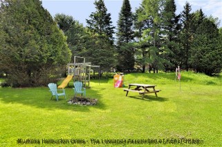 1252 NORTH SHORE RD, Algonquin Highlands, Ontario, Canada