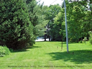 1252 NORTH SHORE RD, Algonquin Highlands, Ontario, Canada