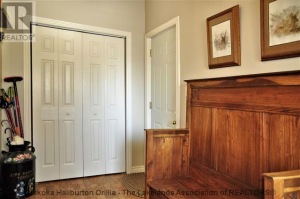 1095 HOWARD THOMPSON RD, Algonquin Highlands, Ontario, Canada