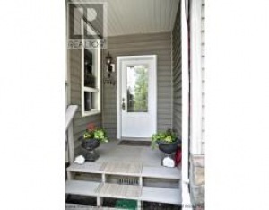1095 HOWARD THOMPSON RD, Algonquin Highlands, Ontario, Canada
