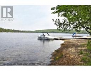 1095 HOWARD THOMPSON RD, Algonquin Highlands, Ontario, Canada