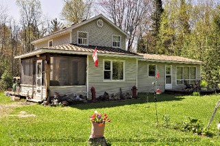 1618 LITTLE HAWK LAKE RD, Algonquin Highlands, Ontario, Canada