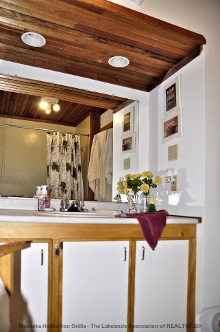 1618 LITTLE HAWK LAKE RD, Algonquin Highlands, Ontario, Canada