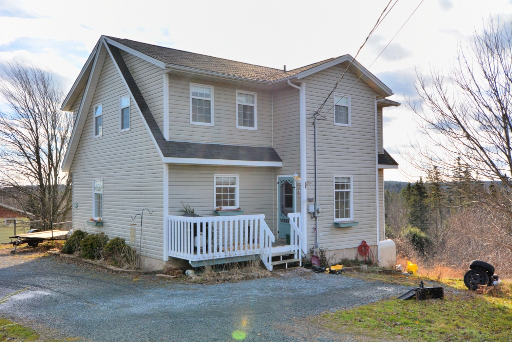 67 CORNWALL RD, Blockhouse Nova Scotia, Canada