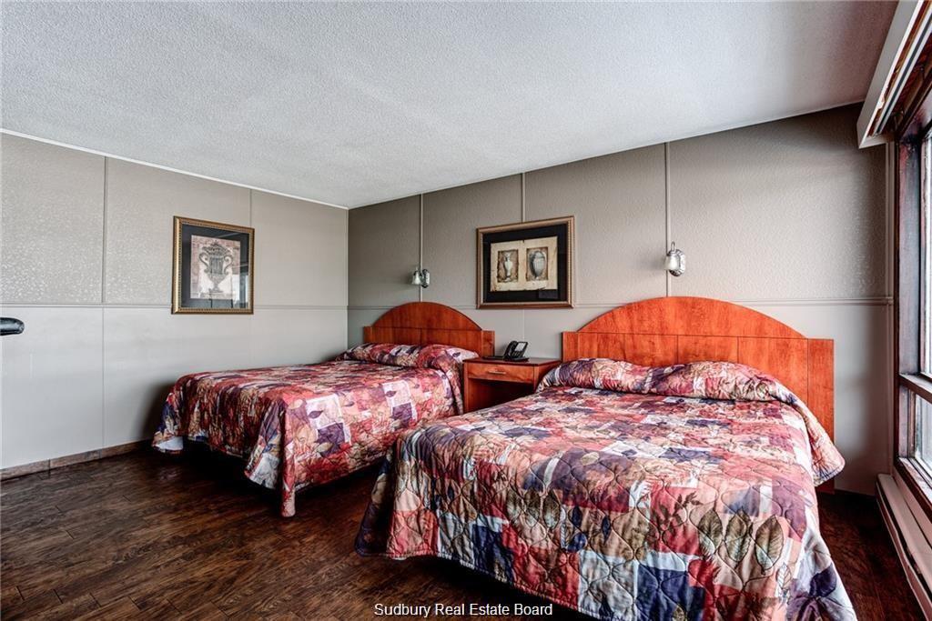 2865 Kingsway, Sudbury, Ontario, Canada