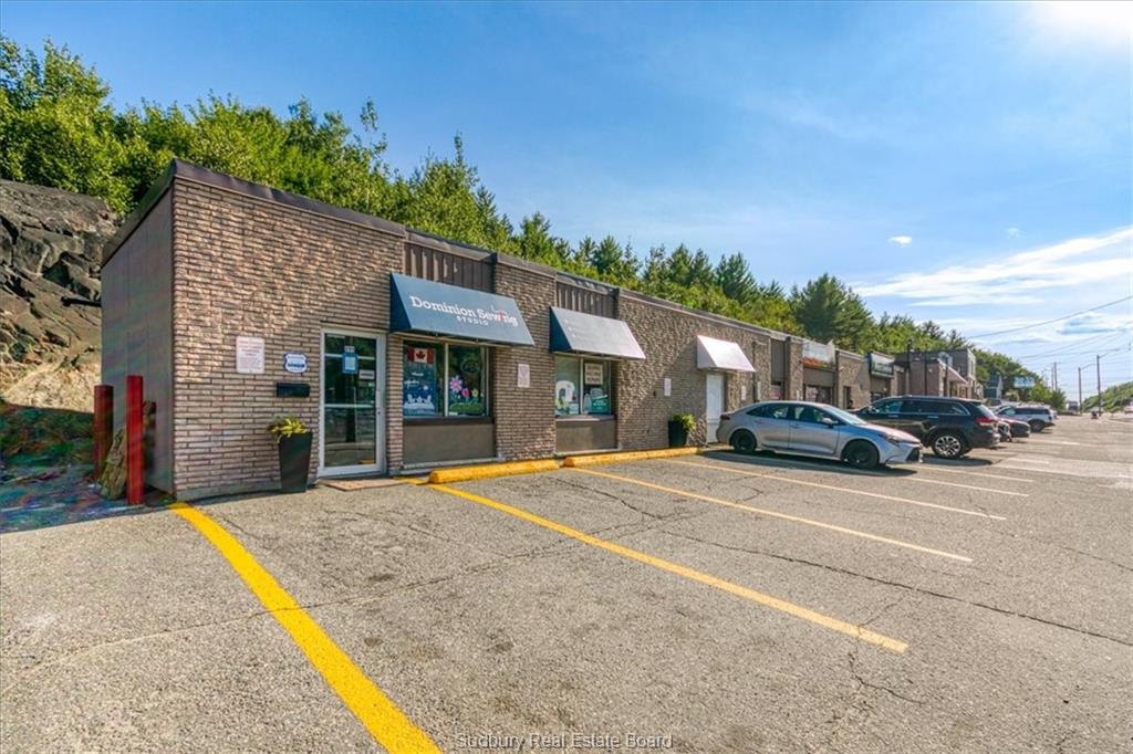 869-899 kingsway, Sudbury Ontario, Canada