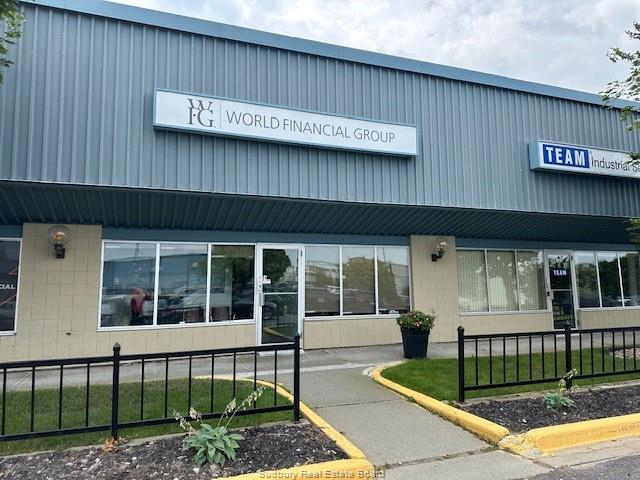 1351 kelly lake unit# e4, Sudbury Ontario, Canada