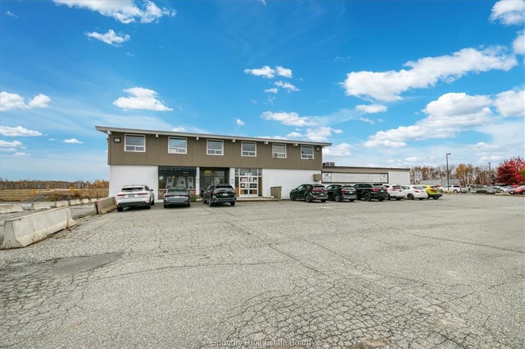 3024 falconbridge road, Garson Ontario, Canada