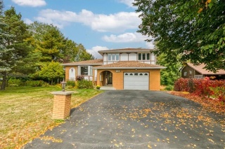 1688 richard street, Val Caron Ontario, Canada