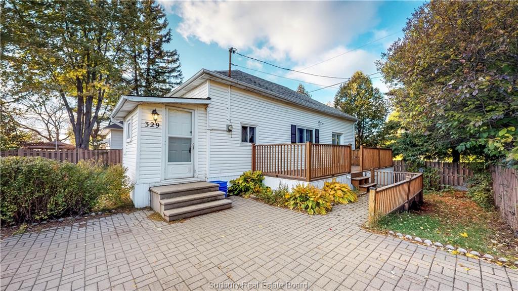 329 Pine Street, Garson Ontario, Canada