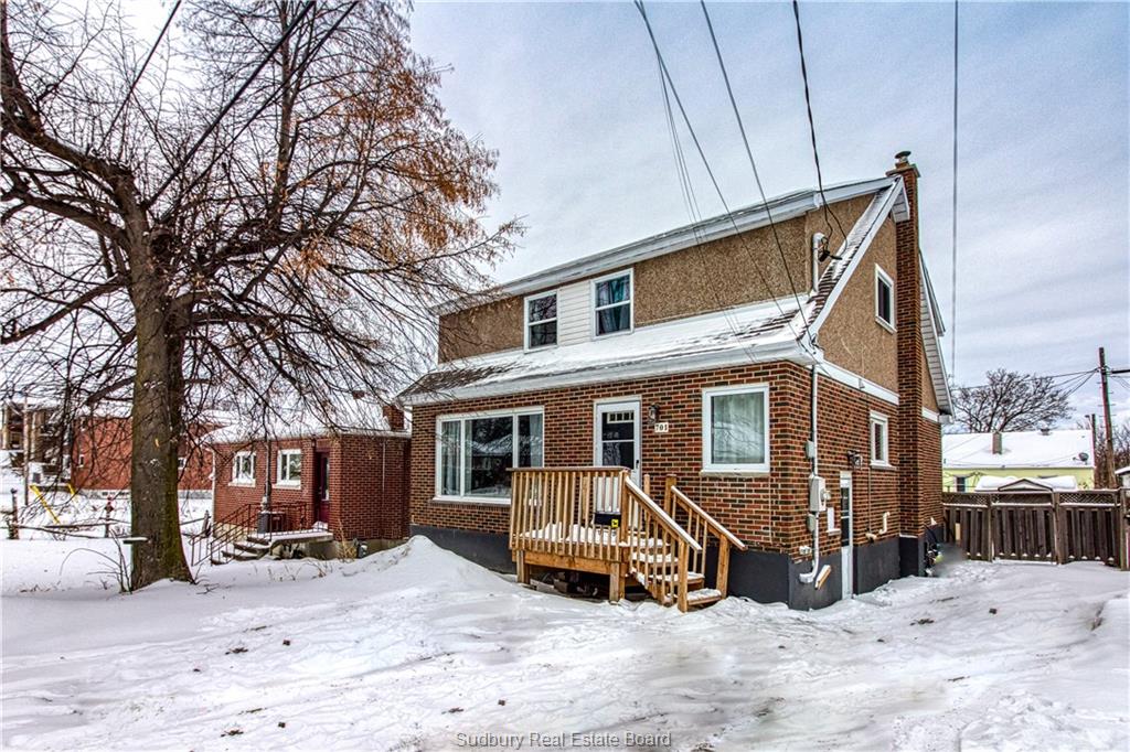 701 Connaught Avenue, Sudbury Ontario, Canada