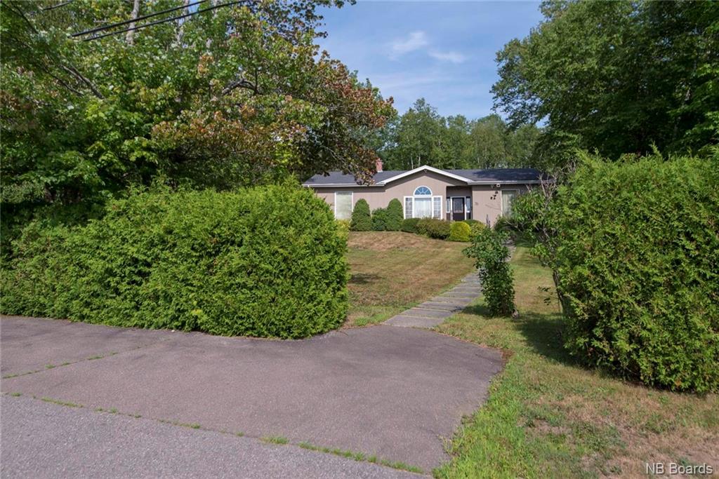 70 Elizabeth Parkway, Rothesay, New Brunswick, Canada
