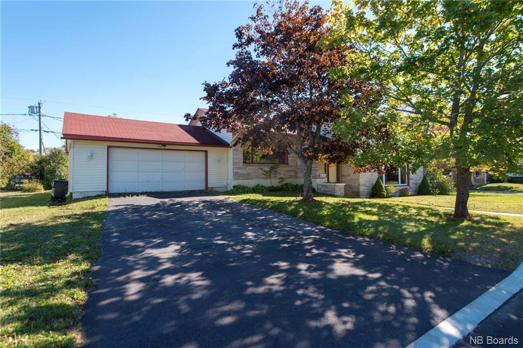 6 Vale Crest Drive, Saint John, New Brunswick, Canada
