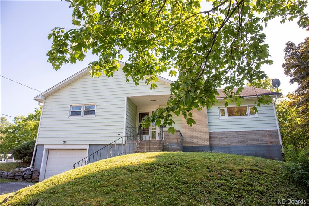 50 Ravenscliffe Court, Saint John, New Brunswick, Canada