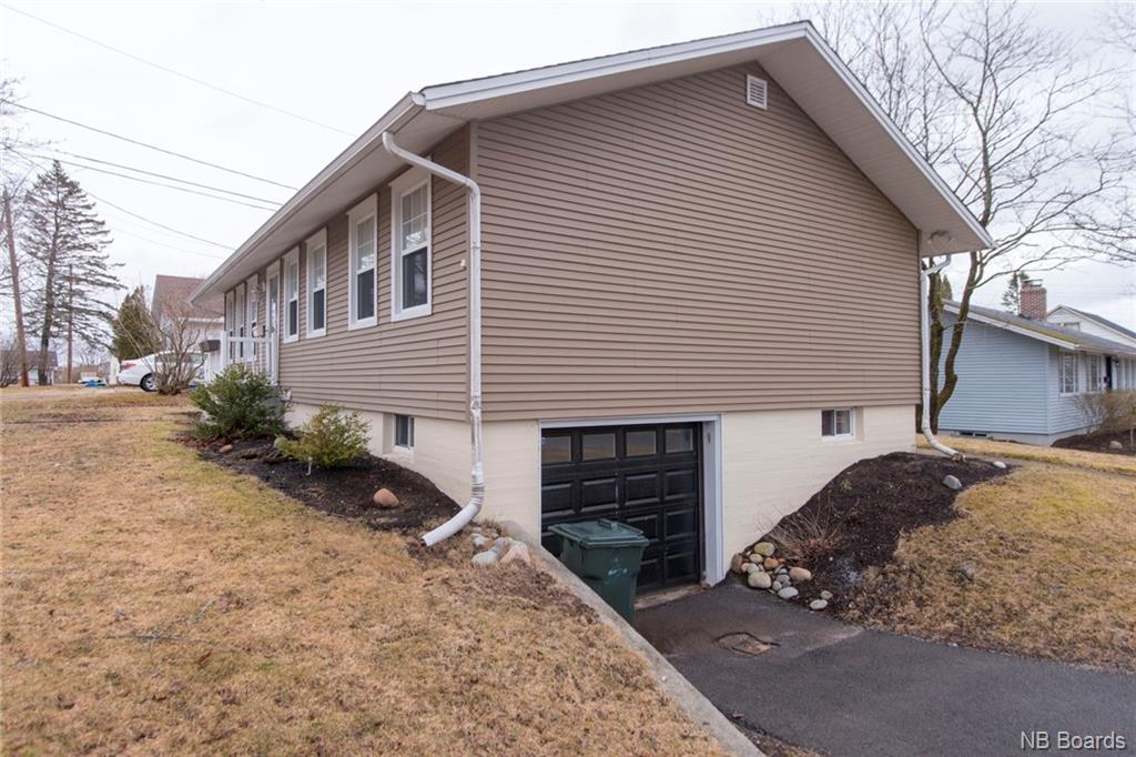 21 Fenton Drive, Saint John, New Brunswick, Canada