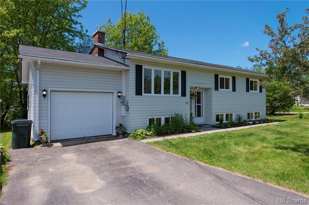 12 Glengarry Drive, Saint John, New Brunswick, Canada