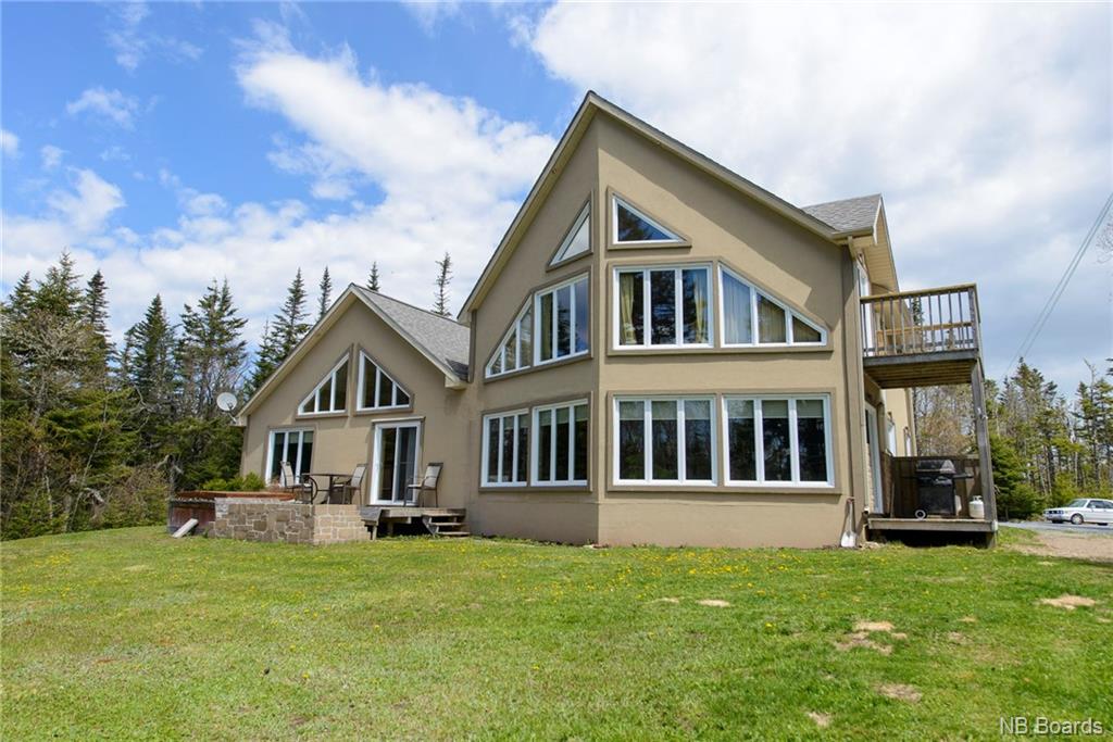 28 County Line Road, Maces Bay, New Brunswick, Canada