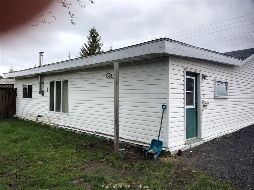 4123 Hwy 69 N, Val Therese, Ontario, Canada
