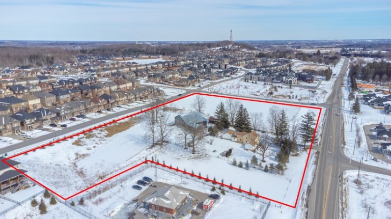 628 New Dundee Road, Kitchener, Ontario, Canada photo 1