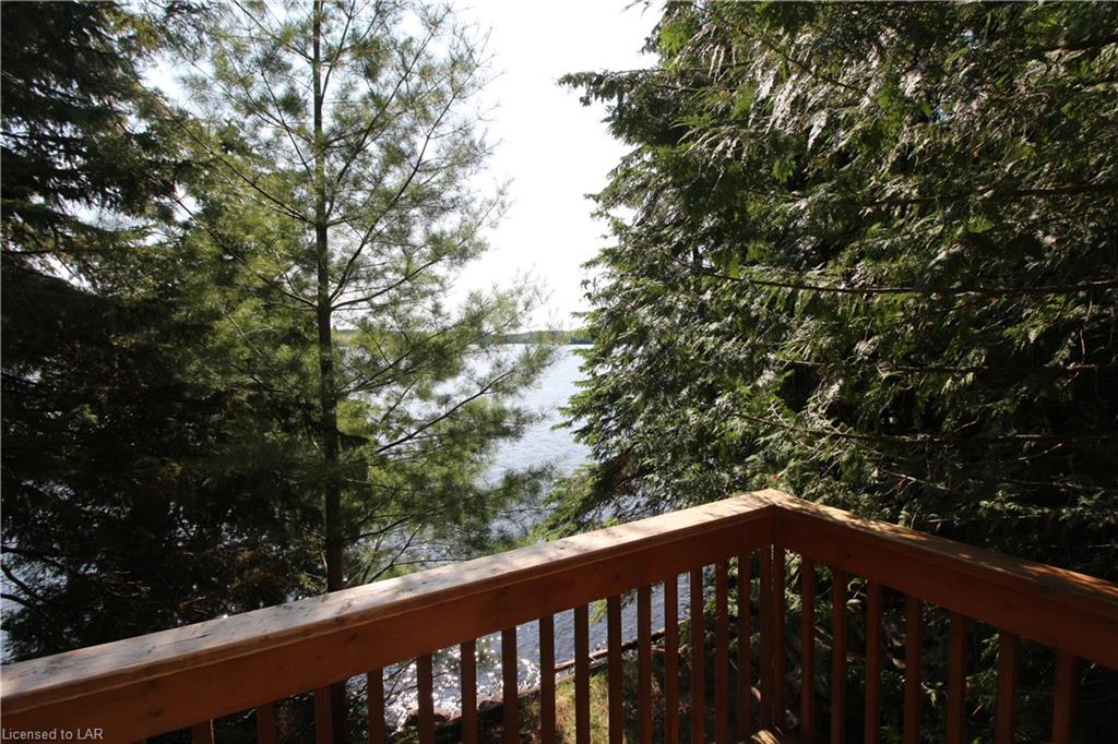 1115 ROCK Lake, Whitney Ontario, Canada
