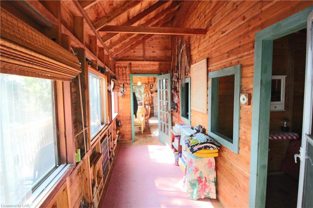 1115 ROCK Lake, Whitney Ontario, Canada