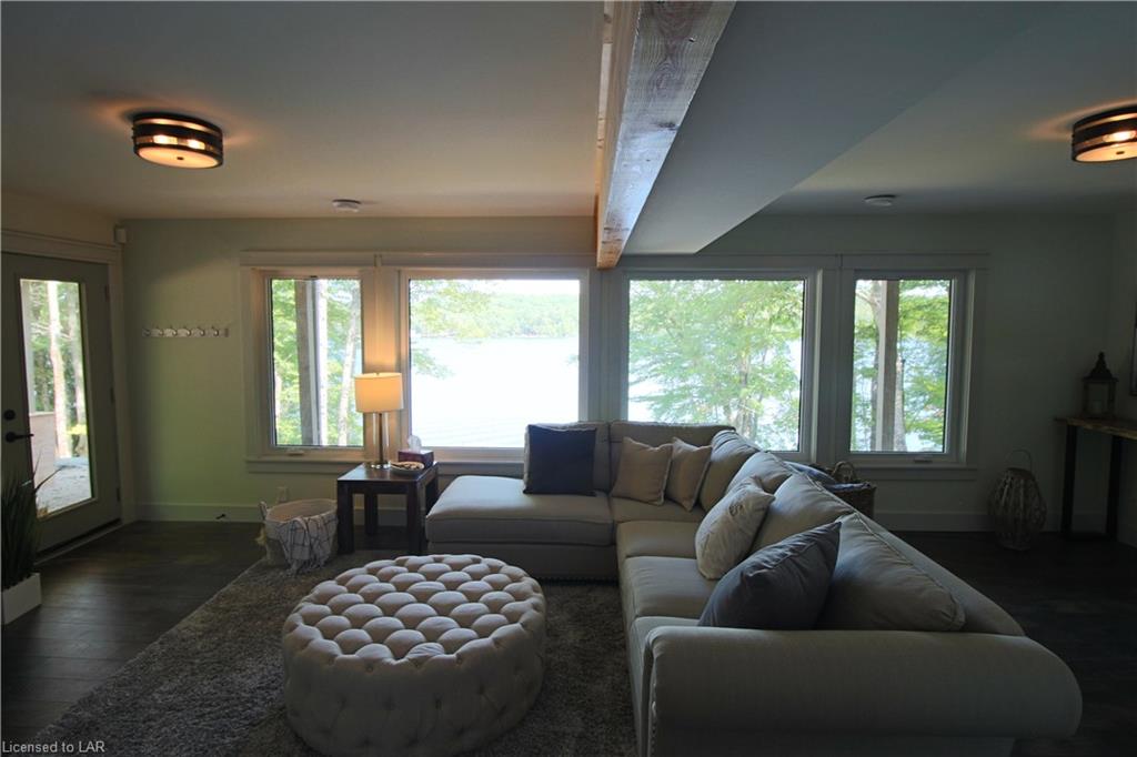 1012 JAMES POINT Road, Lake of Bays Ontario, Canada