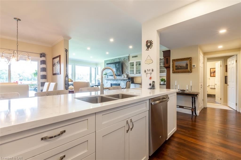 4811 GRANDVIEW BAYSIDE Drive, Huntsville, Ontario, Canada