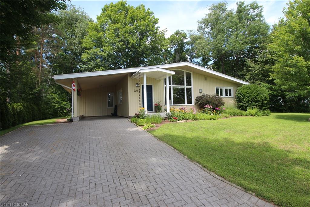 202 HUNTERS BAY Drive, Huntsville, Ontario, Canada