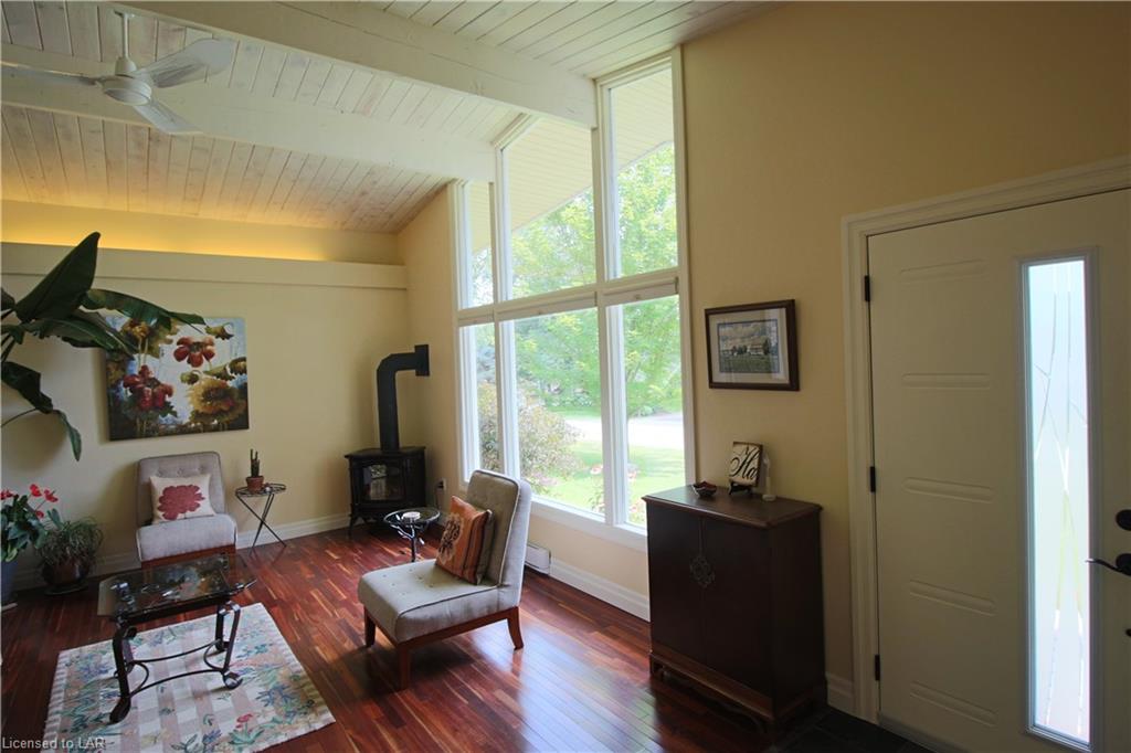 202 HUNTERS BAY Drive, Huntsville, Ontario, Canada